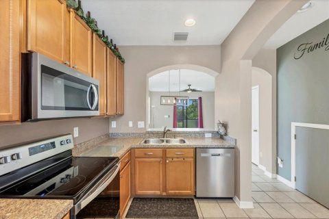 Townhouse in Sarasota, Florida 2 bedrooms, 116.31 sq.m. № 1788050 - photo 11