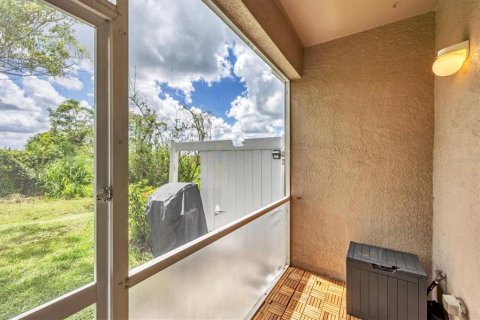Townhouse in Sarasota, Florida 2 bedrooms, 116.31 sq.m. № 1788050 - photo 22