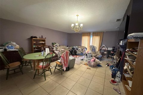 Casa en venta en Kissimmee, Florida, 4 dormitorios, 177.91 m2 № 1798580 - foto 3