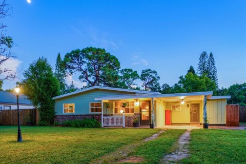 Villa ou maison à Clearwater, Floride 2 chambres, 100.06 m2 № 2400203