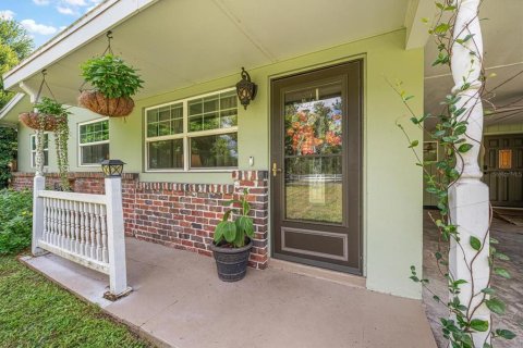 Villa ou maison à vendre à Clearwater, Floride: 2 chambres, 100.06 m2 № 2400203 - photo 3
