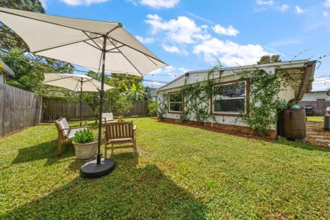 Villa ou maison à vendre à Clearwater, Floride: 2 chambres, 100.06 m2 № 2400203 - photo 30