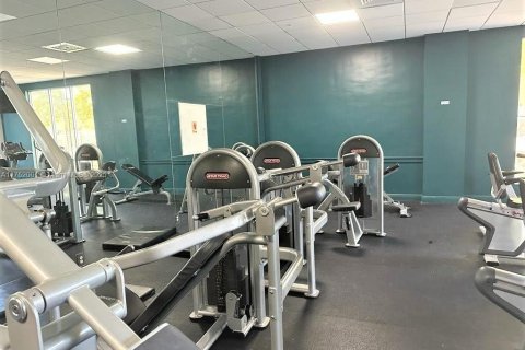 Condominio en alquiler en Hollywood, Florida, 1 dormitorio, 84.08 m2 № 1961443 - foto 16