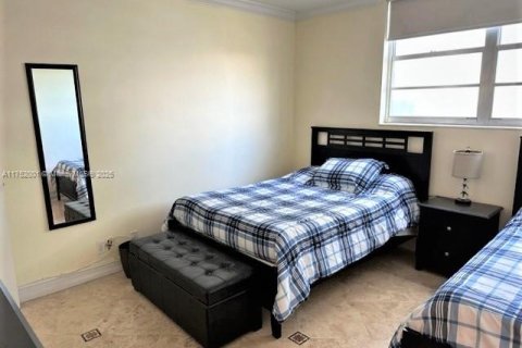 Condominio en alquiler en Hollywood, Florida, 1 dormitorio, 84.08 m2 № 1961443 - foto 7
