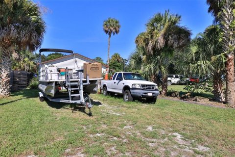 House in New Smyrna Beach, Florida 3 bedrooms, 108.23 sq.m. № 1873007 - photo 28