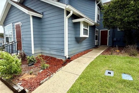 Adosado en Davenport, Florida 4 dormitorios, 223.52 m2 № 2355742