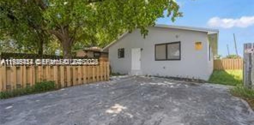 Villa ou maison à Hallandale Beach, Floride 2 chambres, 197.79 m2 № 2039091