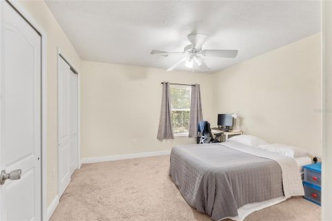 Condominio en venta en Gainesville, Florida, 2 dormitorios, 100.24 m2 № 2218639 - foto 23