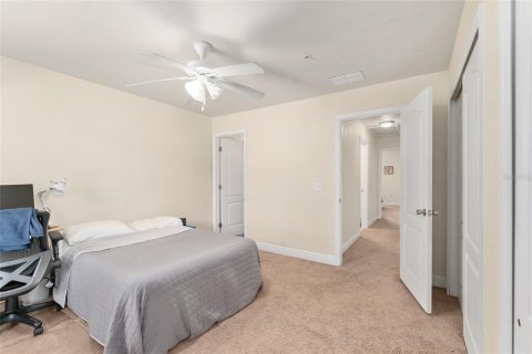 Condominio en venta en Gainesville, Florida, 2 dormitorios, 100.24 m2 № 2218639 - foto 24