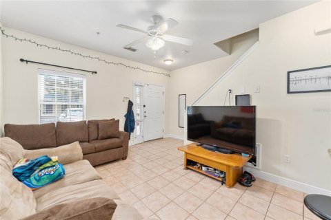 Condominio en venta en Gainesville, Florida, 2 dormitorios, 100.24 m2 № 2218639 - foto 10