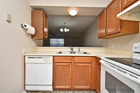 Купить кондоминиум в Овьедо, Флорида 3 комнаты, 102.01м2, № 1540764 - фото 8