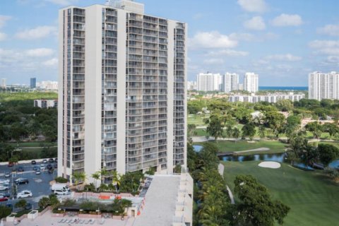 Copropriété à louer à Aventura, Floride: 2 chambres, 105.72 m2 № 2183673 - photo 24