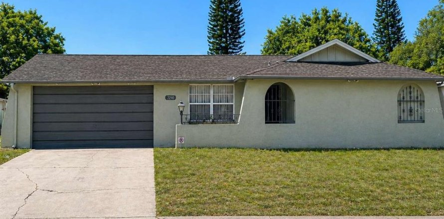 Casa en Port Richey, Florida 3 dormitorios, 118.17 m2 № 2151832