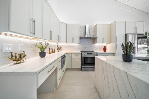 Casa en venta en Boca Raton, Florida, 4 dormitorios, 208.1 m2 № 2343738 - foto 9