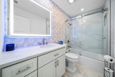 Casa en venta en Boca Raton, Florida, 4 dormitorios, 208.1 m2 № 2343738 - foto 25