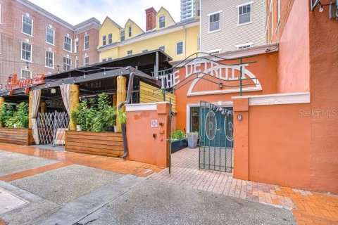 Condo in Saint Petersburg, Florida, 2 bedrooms  № 1895070 - photo 2