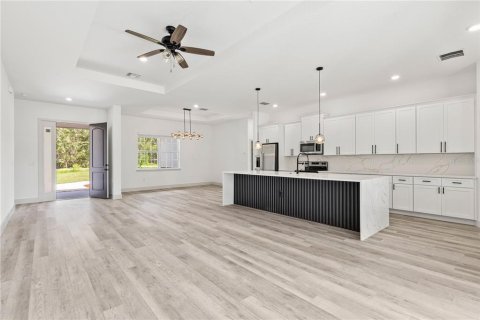 Casa en venta en Dunnellon, Florida, 4 dormitorios, 206.8 m2 № 1904045 - foto 9