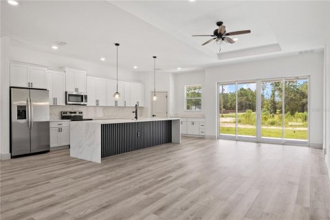 Casa en venta en Dunnellon, Florida, 4 dormitorios, 206.8 m2 № 1904045 - foto 8
