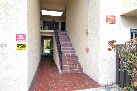 Copropriété à louer à Miami, Floride: 3 chambres, 113.99 m2 № 2000723 - photo 16