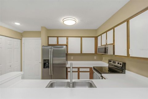 Condo in Clearwater, Florida, 2 bedrooms  № 1888585 - photo 24