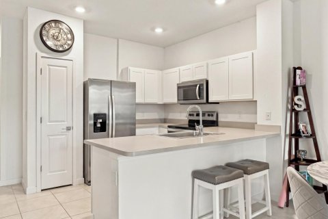 Townhouse in Riviera Beach, Florida 3 bedrooms, 139.35 sq.m. № 2390063 - photo 9