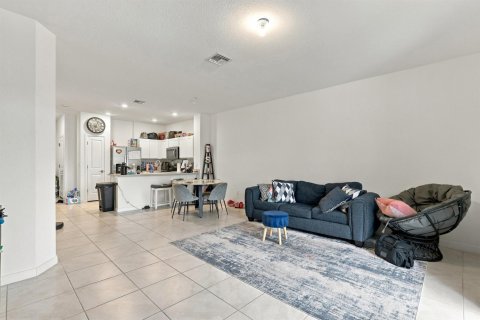 Townhouse in Riviera Beach, Florida 3 bedrooms, 139.35 sq.m. № 2390063 - photo 16