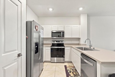 Townhouse in Riviera Beach, Florida 3 bedrooms, 139.35 sq.m. № 2390063 - photo 6