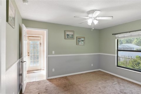 House in Ocala, Florida 3 bedrooms, 238.85 sq.m. № 1904114 - photo 8
