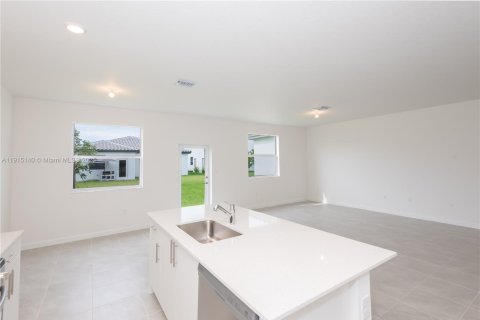Casa en alquiler en Homestead, Florida, 5 dormitorios, 281.77 m2 № 2055165 - foto 12