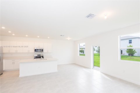 Casa en alquiler en Homestead, Florida, 5 dormitorios, 281.77 m2 № 2055165 - foto 14