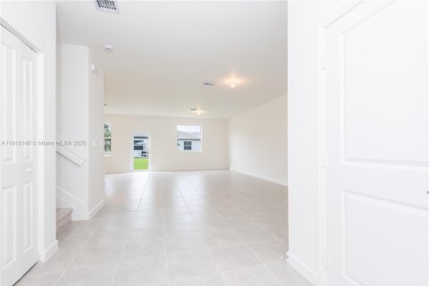Casa en alquiler en Homestead, Florida, 5 dormitorios, 281.77 m2 № 2055165 - foto 15