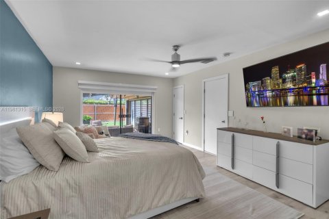 Купить виллу или дом в Майами, Флорида 3 спальни, 184.5м2, № 2043560 - фото 2