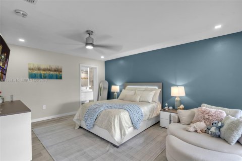 Купить виллу или дом в Майами, Флорида 3 спальни, 184.5м2, № 2043560 - фото 1