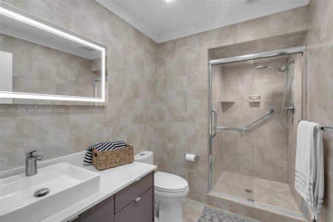 Casa en venta en Miami, Florida, 3 dormitorios, 184.5 m2 № 2043560 - foto 28