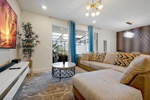 Townhouse in Davenport, Florida 5 bedrooms, 212.1 sq.m. № 1820899 - photo 15