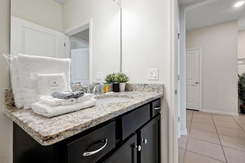 Townhouse in Davenport, Florida 5 bedrooms, 212.1 sq.m. № 1820899 - photo 7