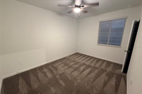 Touwnhouse à louer à Davenport, Floride: 3 chambres, 173.17 m2 № 2416288 - photo 22