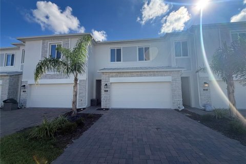 Touwnhouse à Davenport, Floride 3 chambres, 173.17 m2 № 2416288