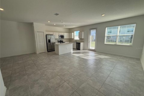 Touwnhouse à louer à Davenport, Floride: 3 chambres, 173.17 m2 № 2416288 - photo 3