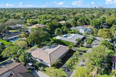 Villa ou maison à vendre à Pinecrest, Floride: 5 chambres, 297.57 m2 № 2002884 - photo 4