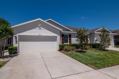 Casa en Land O' Lakes, Florida 3 dormitorios, 142.33 m2 № 2138779