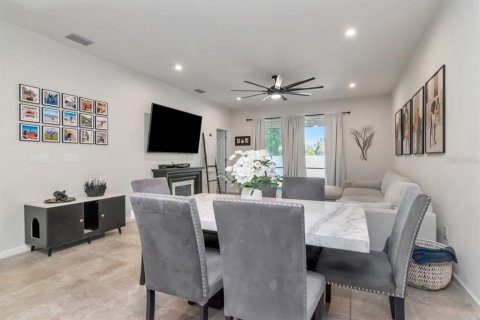 Villa ou maison à vendre à Land O' Lakes, Floride: 3 chambres, 142.33 m2 № 2138779 - photo 6