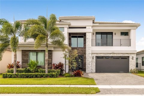 House in Boca Raton, Florida 5 bedrooms, 451.69 sq.m. № 1811589 - photo 3