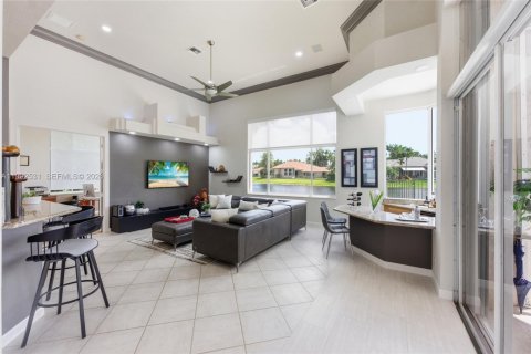 Casa en venta en Weston, Florida, 6 dormitorios, 397.71 m2 № 2184723 - foto 19
