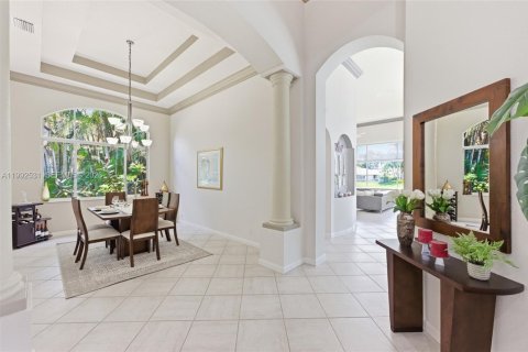 Casa en venta en Weston, Florida, 6 dormitorios, 397.71 m2 № 2184723 - foto 9