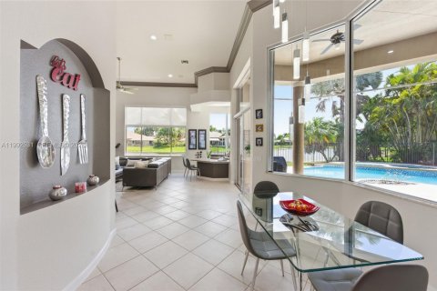 Casa en venta en Weston, Florida, 6 dormitorios, 397.71 m2 № 2184723 - foto 14