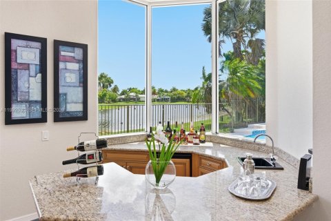 Casa en venta en Weston, Florida, 6 dormitorios, 397.71 m2 № 2184723 - foto 15