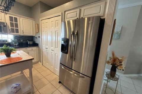 House in Mount Dora, Florida 2 bedrooms, 183.76 sq.m. № 1909759 - photo 9