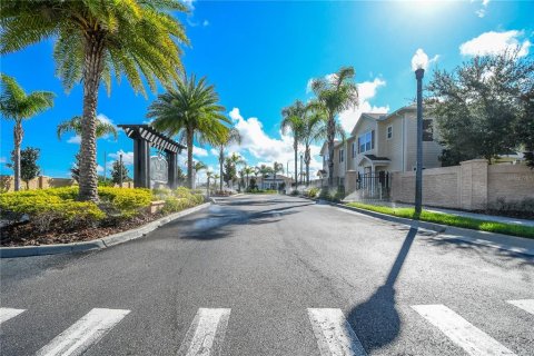 Touwnhouse à vendre à Kissimmee, Floride: 3 chambres, 120.77 m2 № 2298305 - photo 4