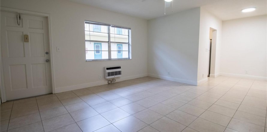 Appartement à Hollywood, Floride 1 chambre № 2385348